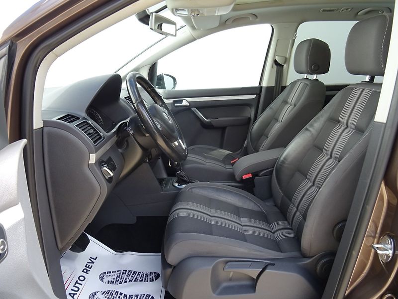 Volkswagen Touran (2012) 1.4i,103kW,DSG,MATCH,s.k,navi - fotka 11 z 24