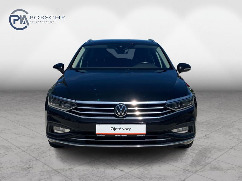 Volkswagen Passat 2,0TDi 110kW Business Premium - fotka 3 z 30