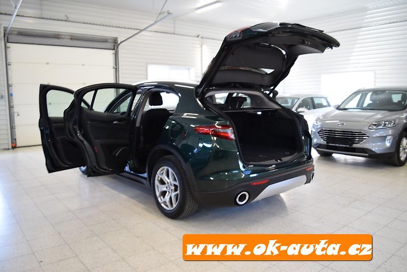 Alfa Romeo Stelvio 2.2 JTD Q4 FACELIFT 2021 - fotka 20 z 56