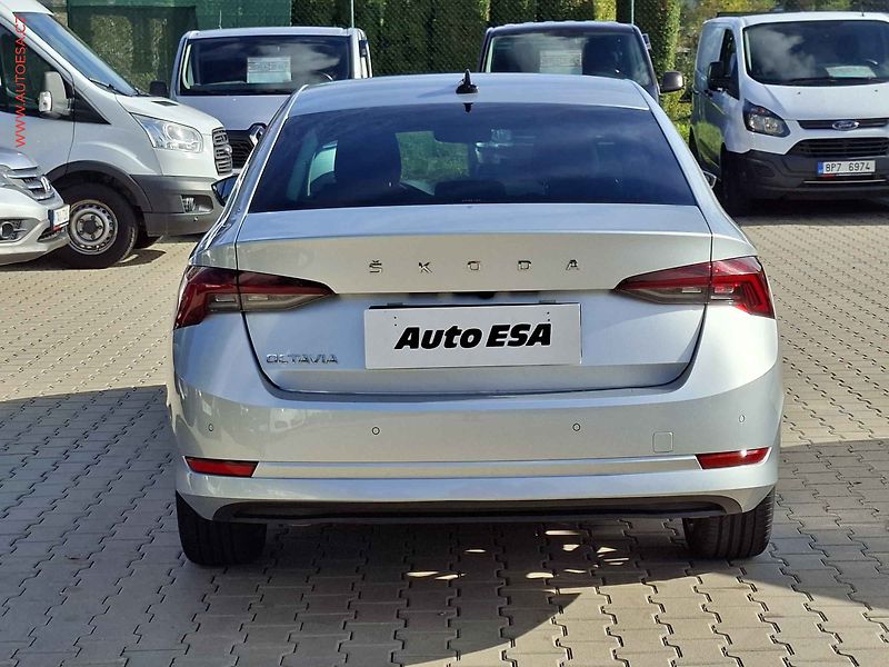 Škoda Octavia (2020) 2.0 TDi, ČR, Style - fotka 5 z 20