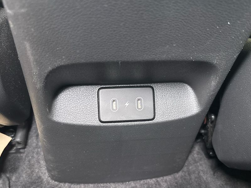 Hyundai i30 Smart DCT - fotka 22 z 27