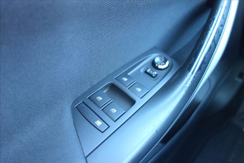 Opel Astra 1,6 CDTi 81KW, ČR, 1 MAJITEL. - fotka 30 z 33