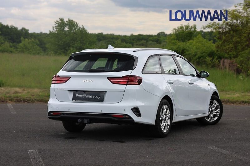 Kia Ceed 1.5 T-GDI SPIN - fotka 2 z 22