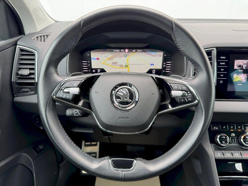 Škoda Karoq (2023) 1,5TSI 110kW DSG Style Plus - fotka 8 z 35