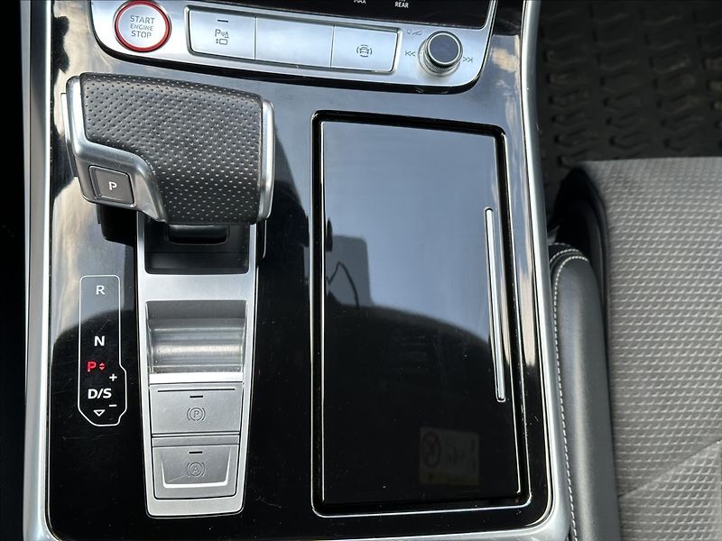 Audi SQ8 4,0 TDi QUATTRO KAMERA 1MAJ ČR - fotka 20 z 48
