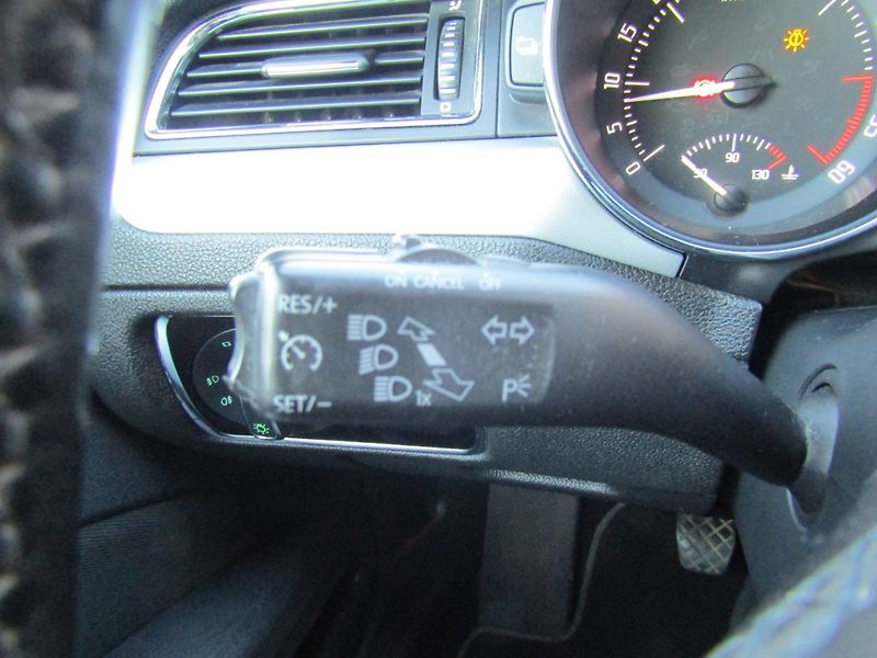 Škoda Superb (2011) 2.0 TDI 103kW  BEZ KOROZE - fotka 33 z 41
