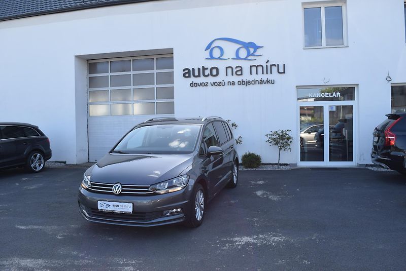 Volkswagen Touran (2017) 1.4TSI 110kw CLBMT NAVI TAŽNÉ - fotografie inzerátu
