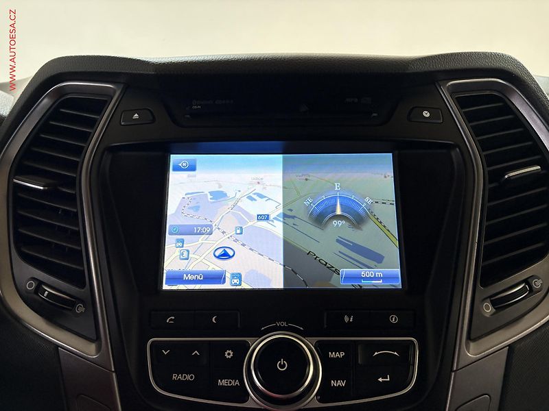 Hyundai Santa Fe (2014) 2.2 CRDi 4x4, Style, xenon - fotka 11 z 16