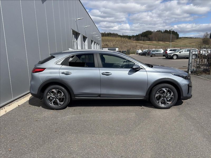 Kia XCeed (2025) 1,6   T-GDI 7DCT EXCLUSIVE - fotka 5 z 23