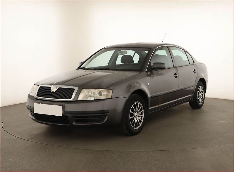 Škoda Superb (2003) 1.8T, nová STK, Klima - fotka 2 z 14