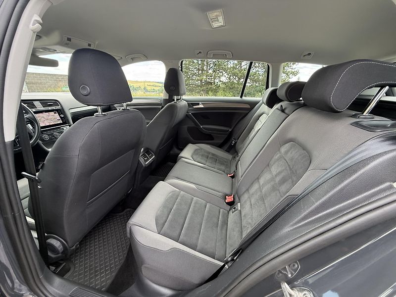 Volkswagen Golf VII VARIANT 1.5 TSI DSG - fotka 7 z 14