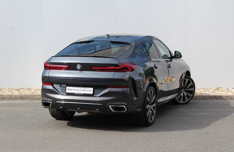 BMW X6 xDrive30d - fotka 2 z 25