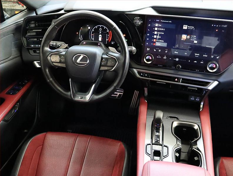Lexus RX 400h (2024) 500h - fotka 7 z 27