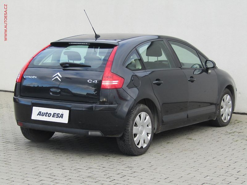 Citroën C4 (2006) 1.6 HDi, Klima - fotka 4 z 17