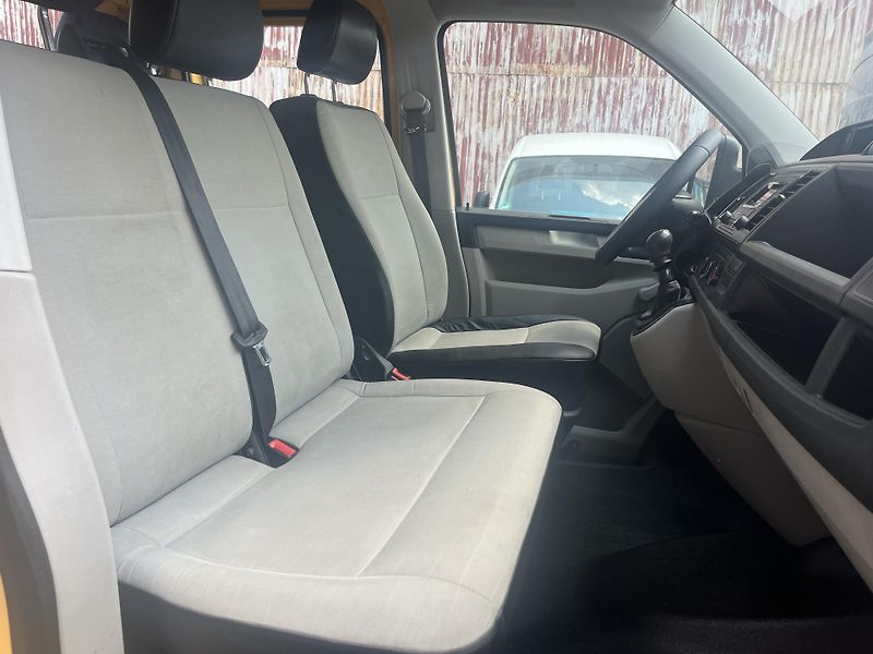Volkswagen Transporter (2017) 2.0TDi DOKA 6míst - DPH - fotka 16 z 18