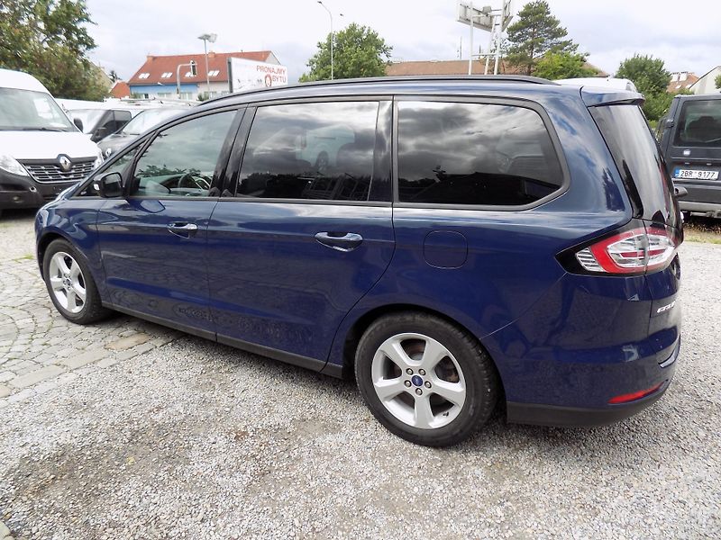 Ford Galaxy 2,0 TDCI 132 KW NAVI 7 MÍST - fotka 16 z 50