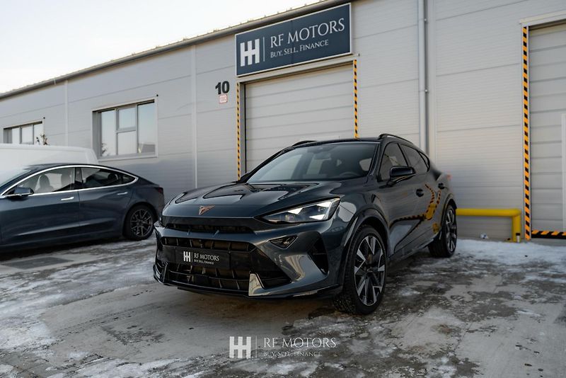 Cupra Formentor (2025) VZ 2,0 TSI 333 4Drive - fotka 8 z 53