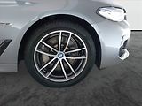 BMW Řada 5 (2021) M Sport 530e - náhled 15