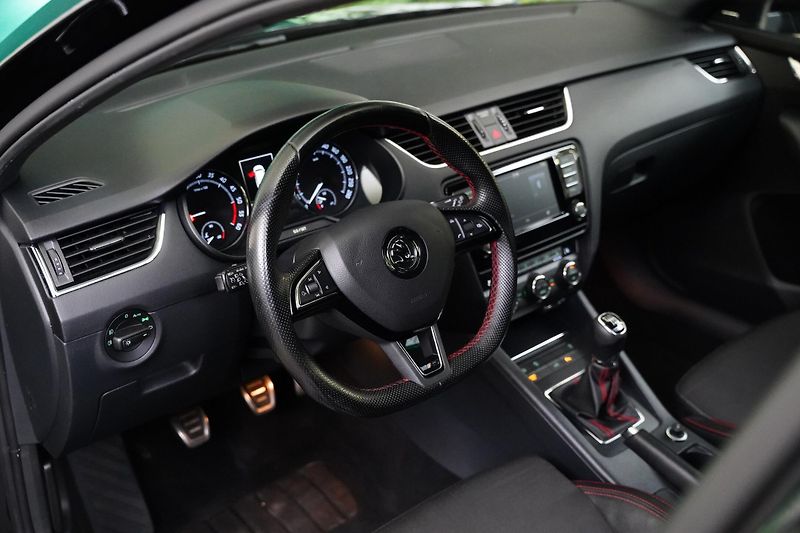 Škoda Octavia - fotka 13 z 28