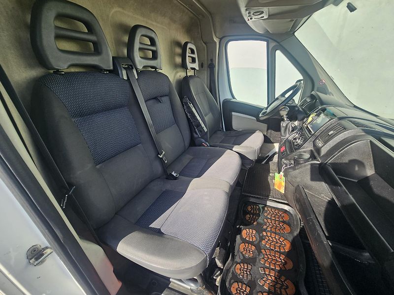 Citroën Jumper (2013) 2.2HDI klima - fotka 13 z 17