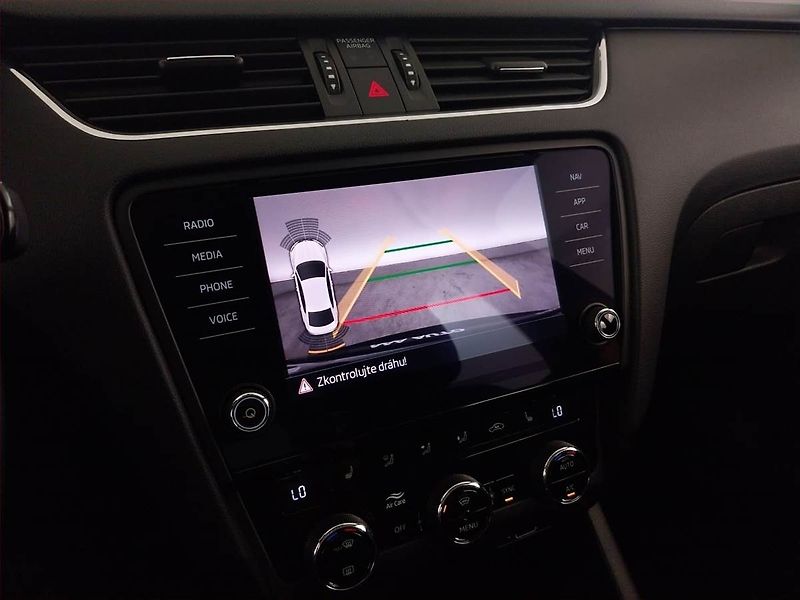 Škoda Octavia (2019) Style 2.0 TDI, Serv.kniha - fotka 17 z 21