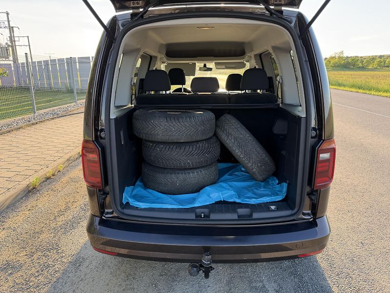 Volkswagen Caddy (2016) 2,0TDI LED 1MAJITEL r.1949 - fotka 68 z 76