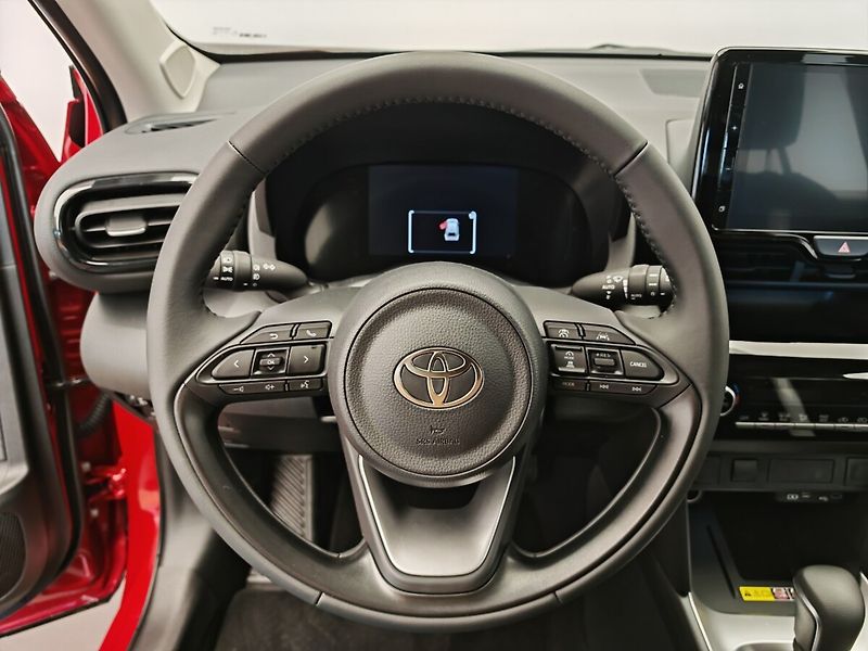 Toyota Yaris Cross 1.5 Hybrid eCVT Comfort 4x2 - fotka 10 z 28