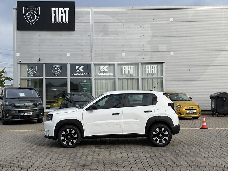Fiat Grande Panda (2026) Icon 1.2 Turbo Hybrid 110k eDC - fotka 2 z 24