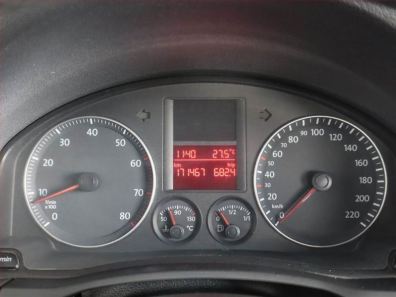 Volkswagen Golf (2005) 1.4 16V, nová STK, udržované - fotka 11 z 15