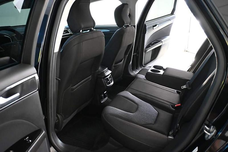 Ford Mondeo (2021) 2.0 TITANIUM Tažné ECOBLUE - fotka 9 z 30