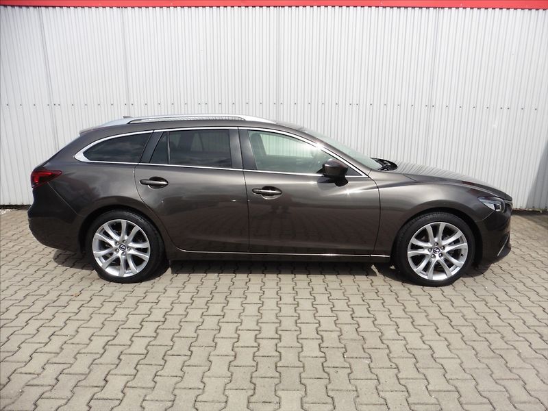 Mazda 6 Wagon 2.0 Sky-G 165k M/T Revol - fotka 6 z 19
