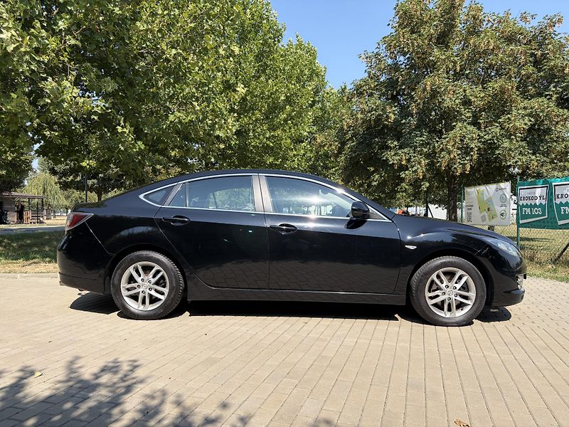 Mazda 6 1.8 Sport TE - fotka 13 z 30