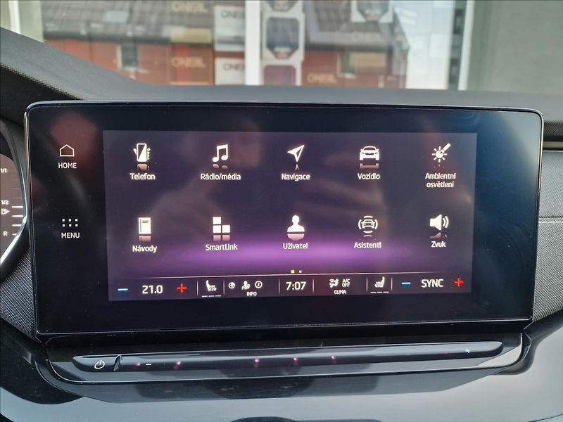 Škoda Octavia 2.0TDI 110kW DSG Style, 1.Maj. - fotka 25 z 50