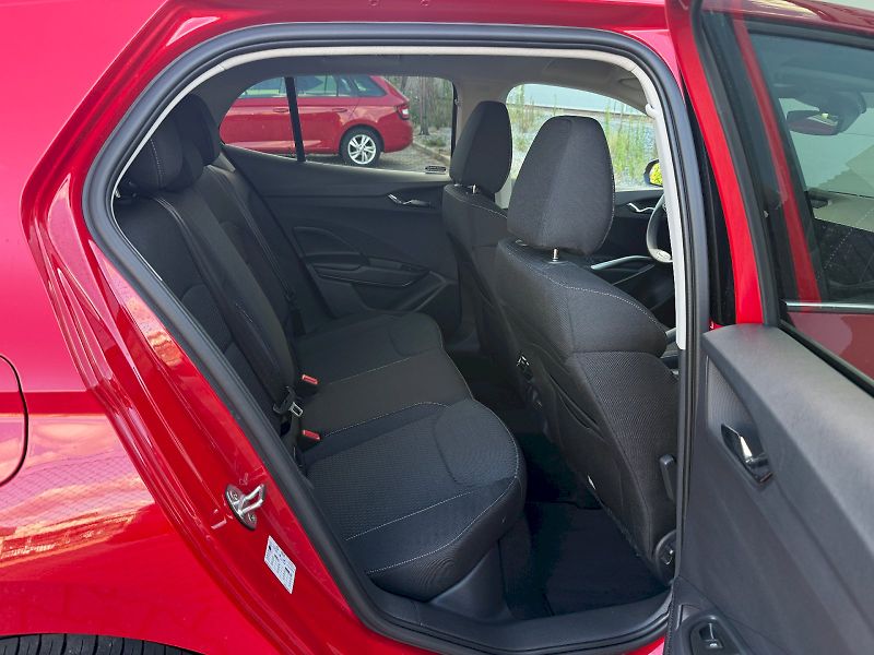 Škoda Fabia (2025) 1.0 TSI 85 kW TopSelection - fotka 22 z 22