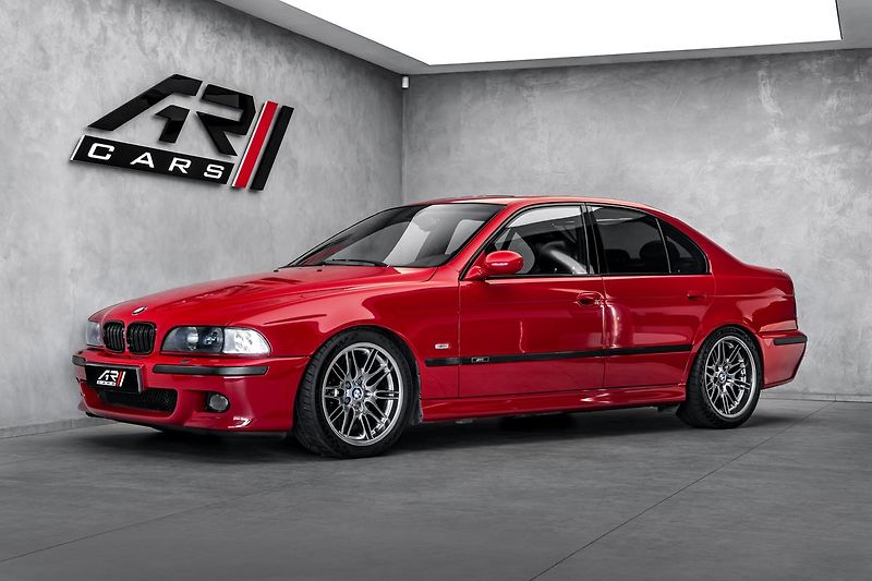 BMW M5 - fotografie inzerátu