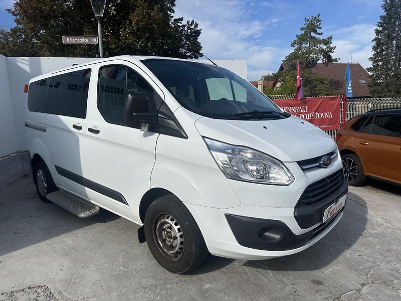 Ford Transit Custom (2018) 2.0TDCi 77kW 9 míst - fotka 1 z 25