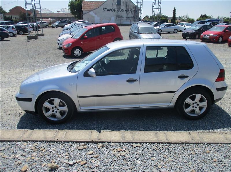 Volkswagen Golf 1,9 TDi,96kW,digiklima,servis, - fotka 4 z 26