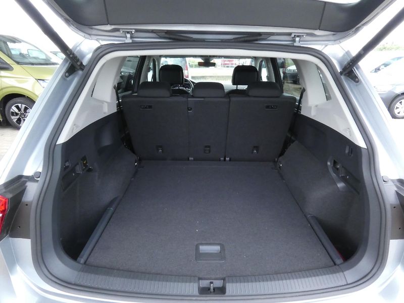 Volkswagen Tiguan (2022) Life 1,5 TSI 110KW DSG - fotka 15 z 30