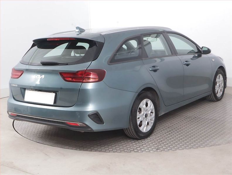 Kia Ceed (2023) Spin 1.0 T-GDI, SPIN, DPH - fotka 5 z 16