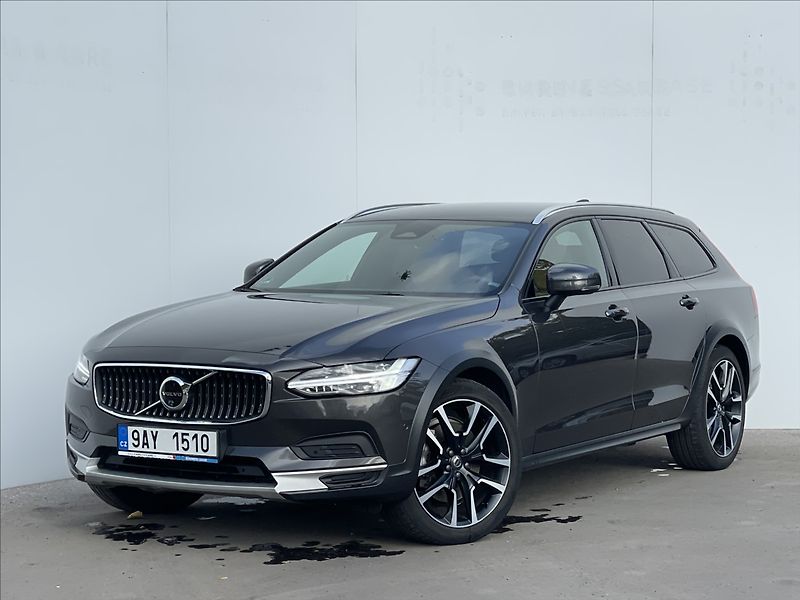 Volvo V90 2,0 B4 AWD Cross Country Plus - fotografie inzerátu