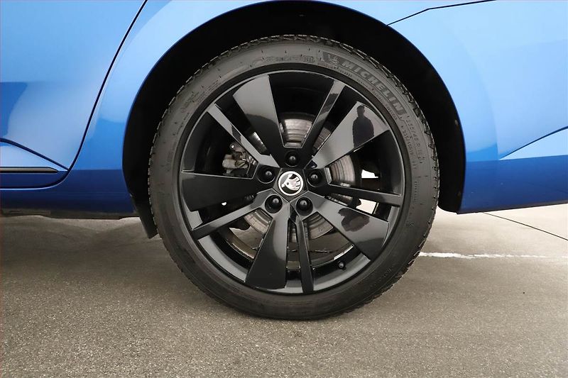 Škoda Superb (2020) Sportline iV 1.4 TSI PHEV - fotka 12 z 31