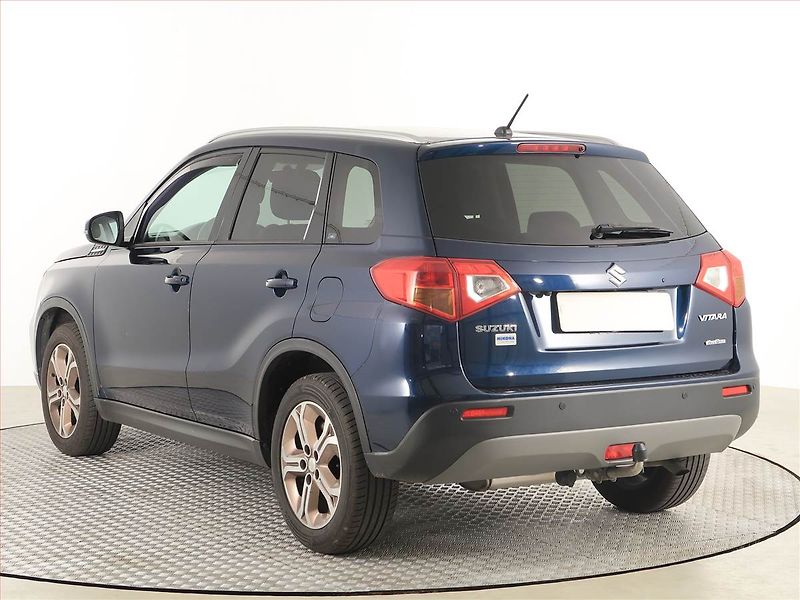 Suzuki Vitara (2017) Elegance 1.6 VVT, 4X4 - fotka 4 z 18