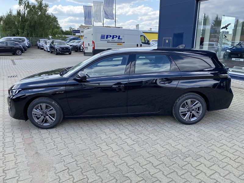 Peugeot 308 (2025) SW STYLE BlueHDi 130 S&S EAT8 - fotka 5 z 27