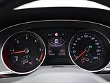 Volkswagen Passat 2,0 TDI 140kW CZ R-line DPH - náhled 18