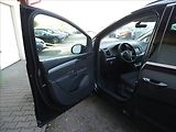Volkswagen Sharan 2,0 TDi 110kW 7.míst, serviska - náhled 18