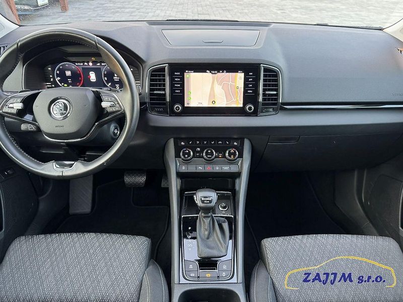 Škoda Karoq Exclusive 2.0TDI 110kw 4x4 DSG - fotka 15 z 52