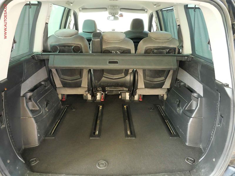 Peugeot 807 (2009) 2.0 HDI, AC, výhřev sed. - fotka 7 z 15