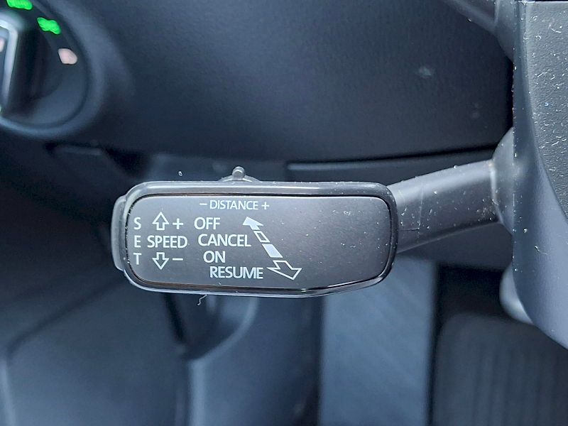 Škoda Superb (2024) Combi L&K DSG 4x4 2,0TSi 206kW - fotka 33 z 35