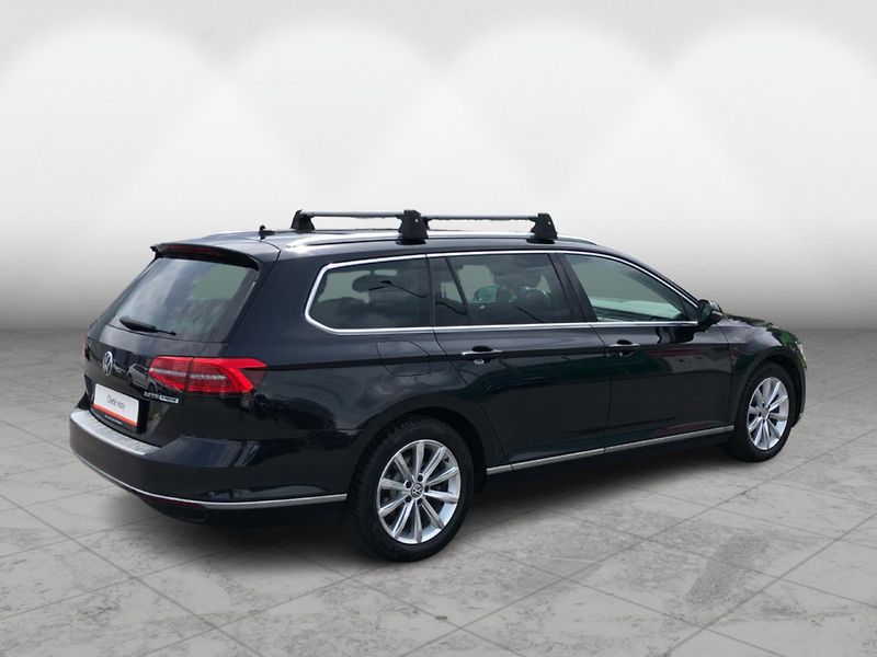 Volkswagen Passat 2.0 TDI DSG6° - fotka 2 z 29