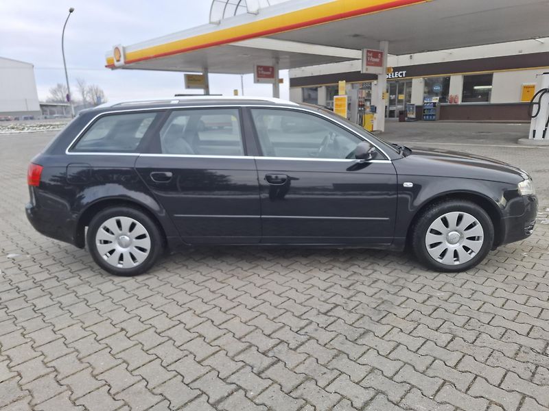 Audi A4 (2005) 2,0 TDI - fotka 5 z 13